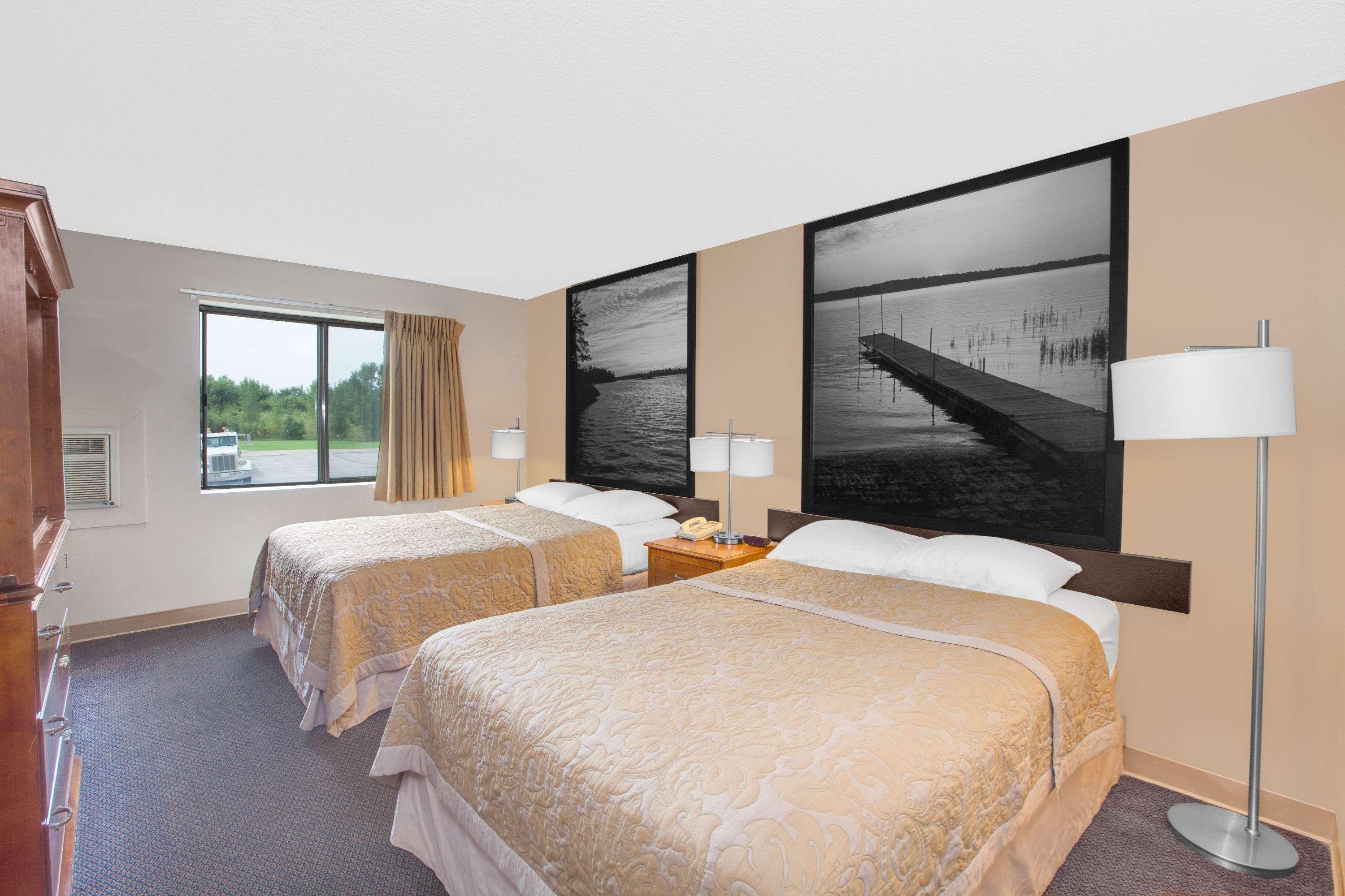 Super 8 By Wyndham Clear Lake Exterior foto